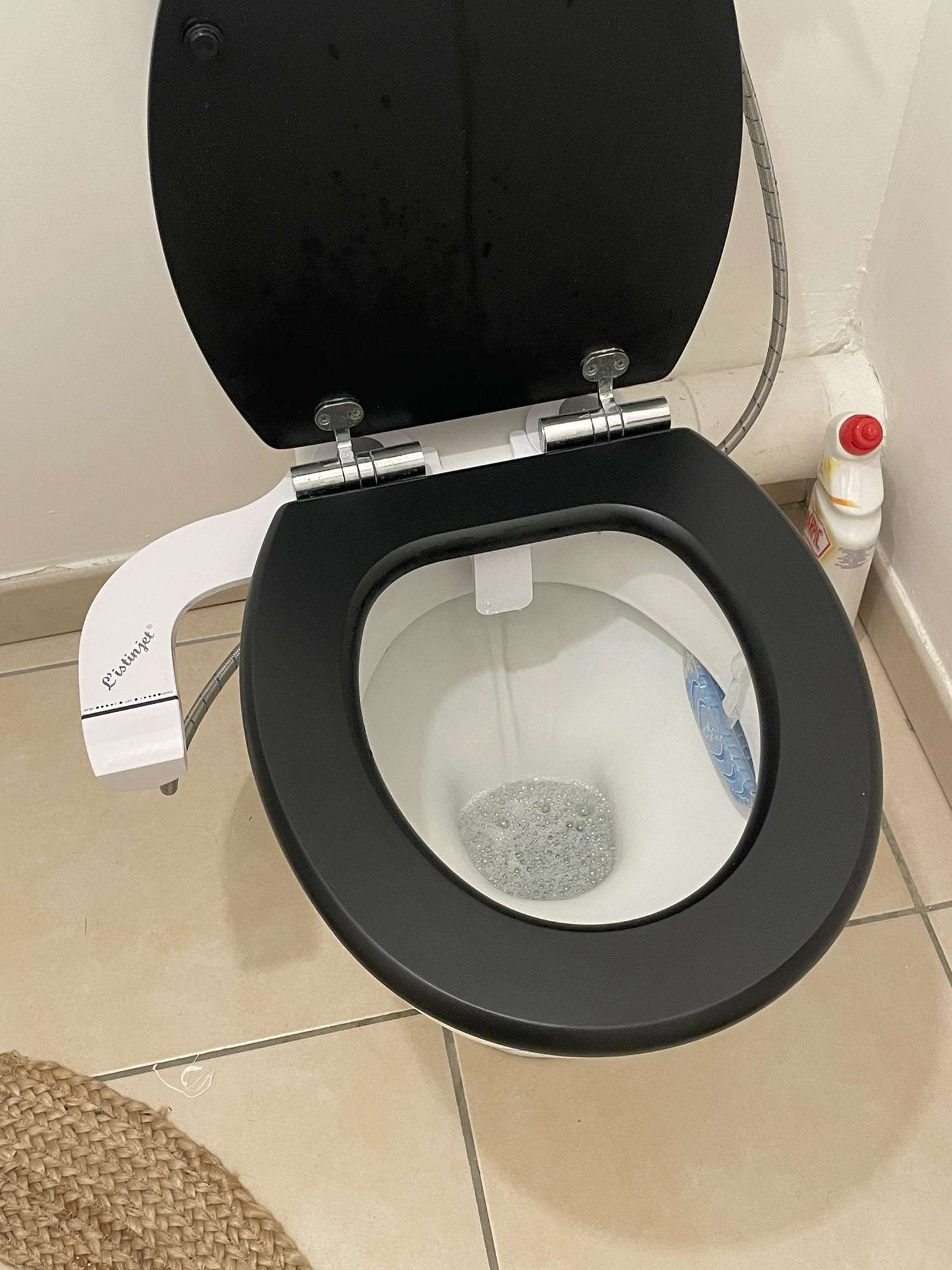 Bidet L’Istinjet® Modèle gauche (connexion arrivée d’eau à gauche du WC)